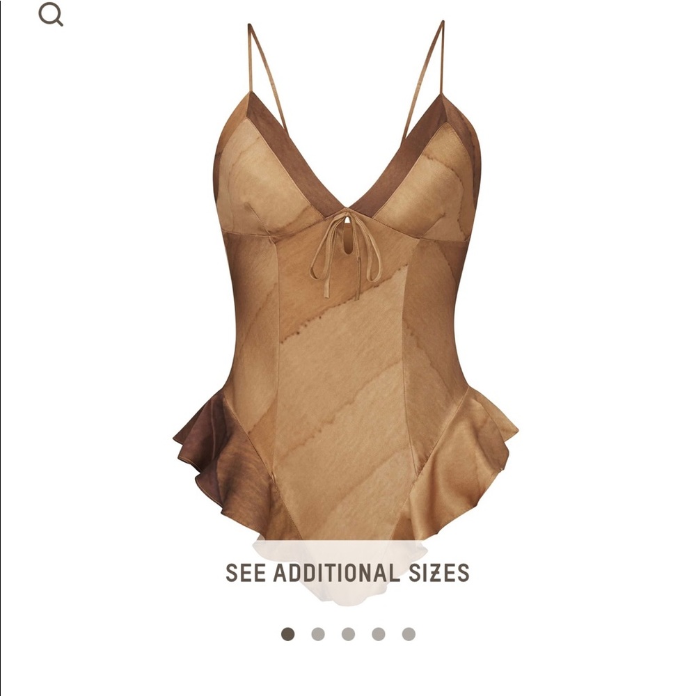 Skims SILK TEDDY

Brand new and never worn!! 

Original price $118